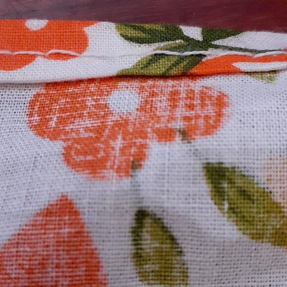 Flat Sheet Craft Cutter Fabric Mid Century Orange Fun Flowers 58" x 87" (flaw) - Picture 5 of 10